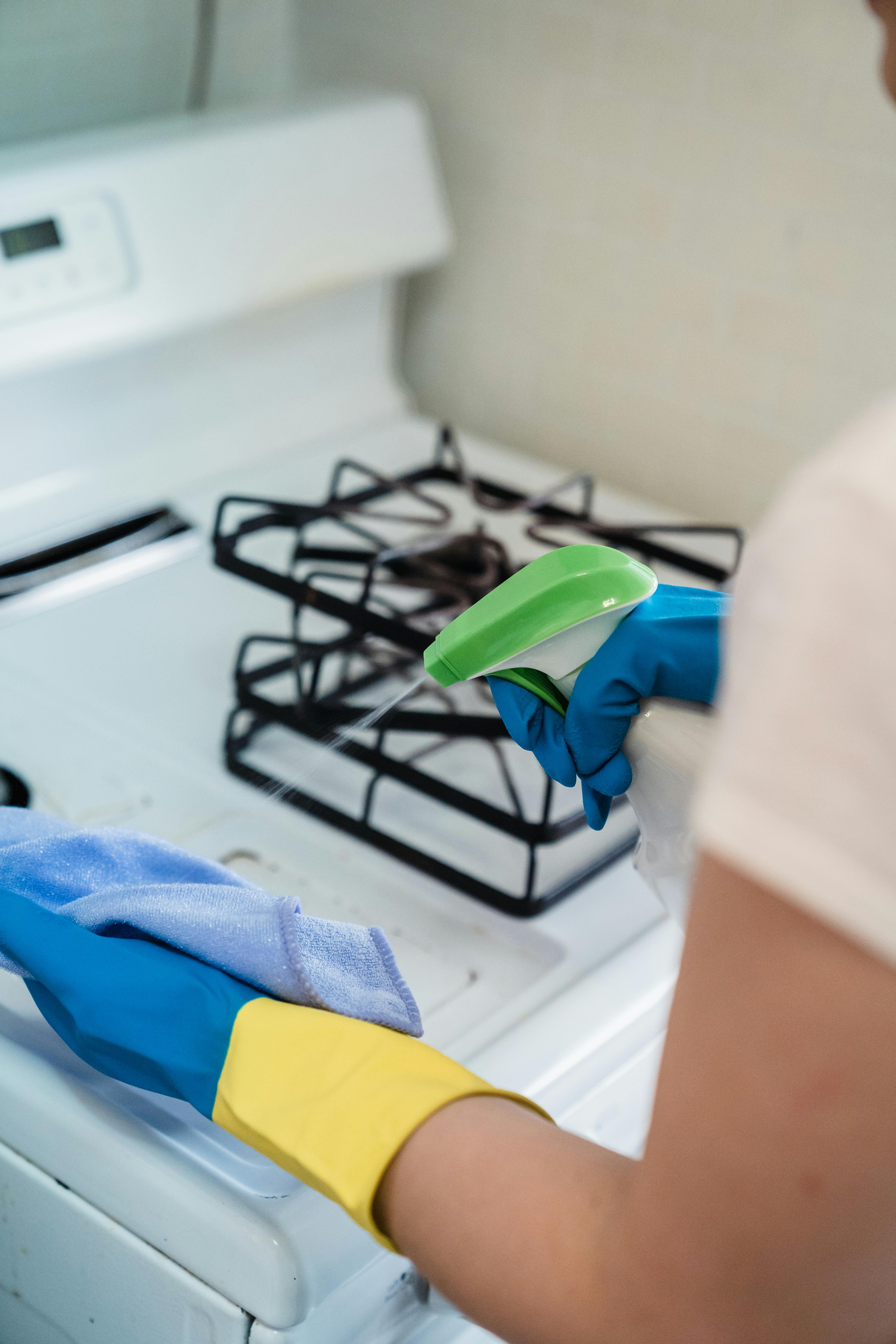 vinegar, baking soda and lemon: what actually works (and what doesn't)